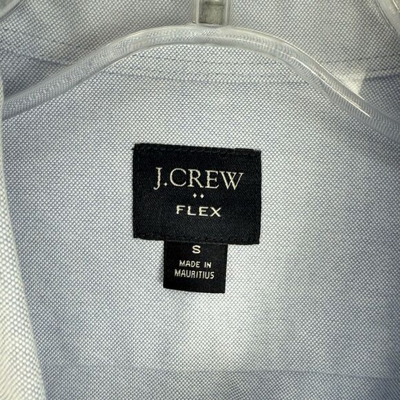 J. Crew Flex Men’s Blue Great White Shark Print Short Sleeve Shirt Small - Picture 12 of 16